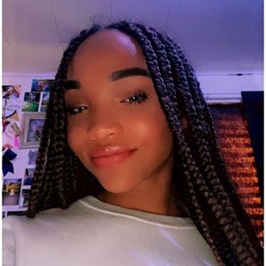 Meet your Posher, Jaydah